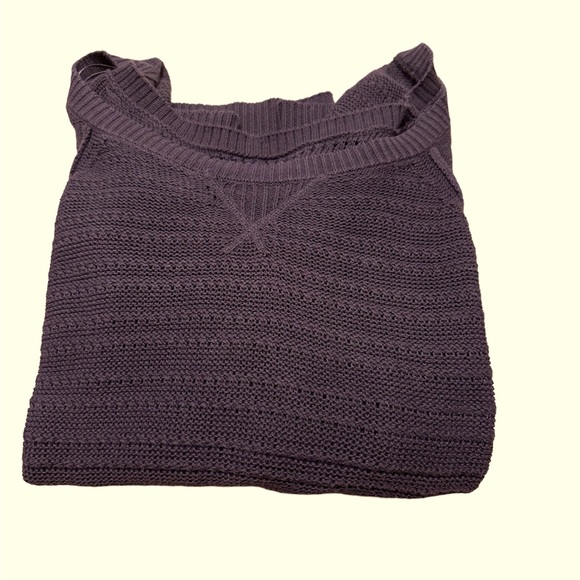 American Eagle Outfitters off the Shoulder pull over Sweater - Picture 1 of 5